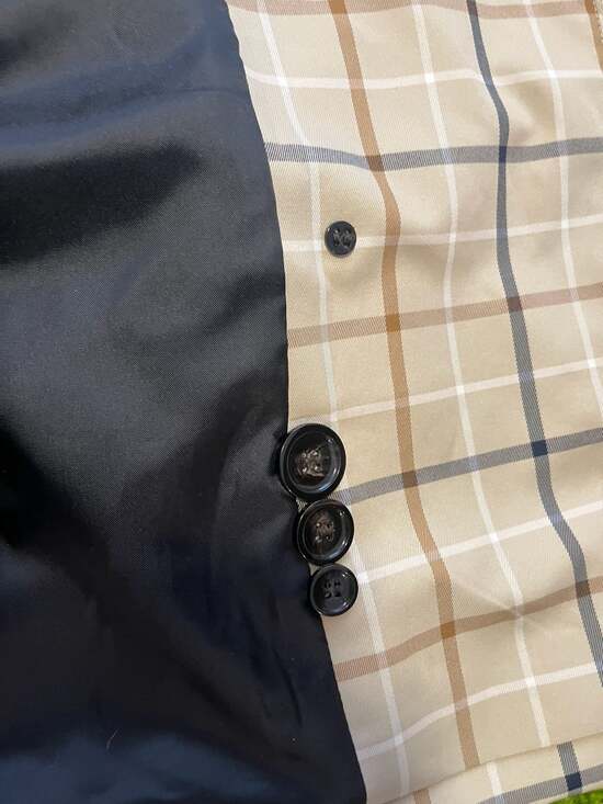 Coach - Picture 7 of 9